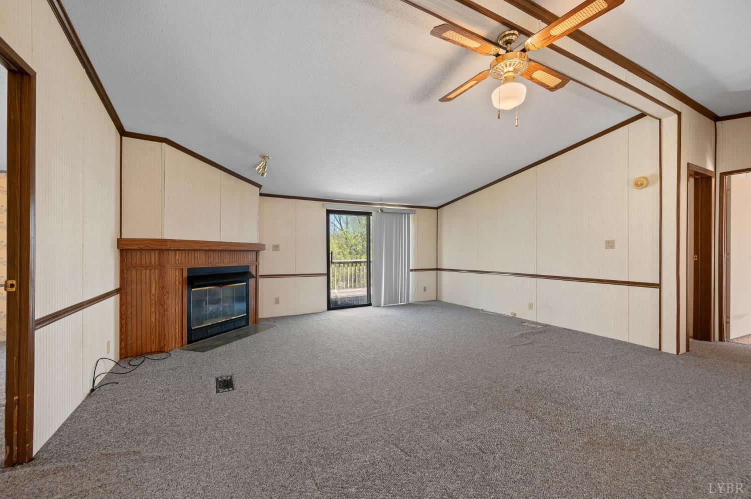 1675 Atkinson Hollow Road Vinton, VA 24179 - Photo 8 of 29