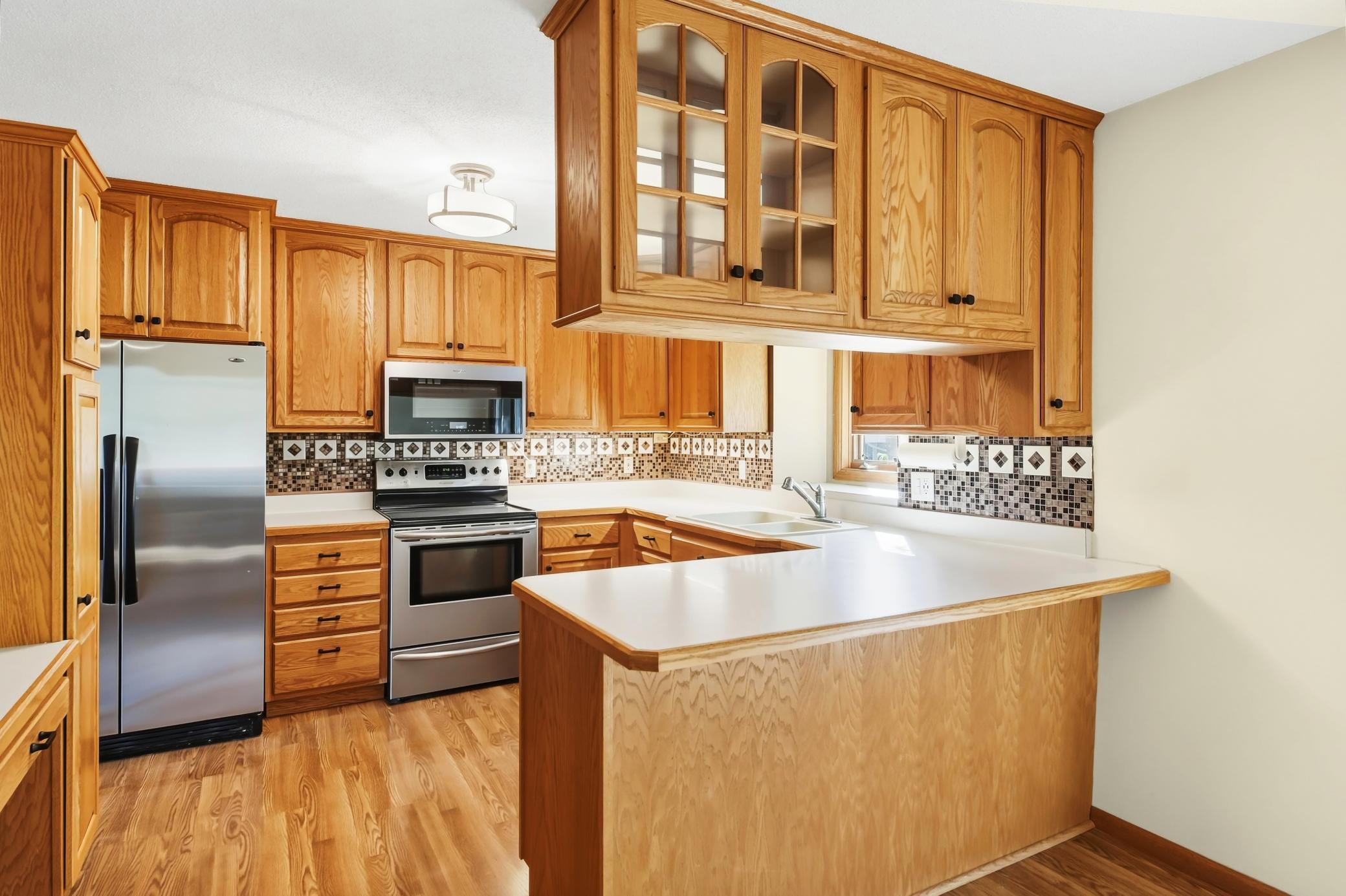 311 Eagle Ridge Circle Burnsville, MN 55337 - Photo 18 of 38