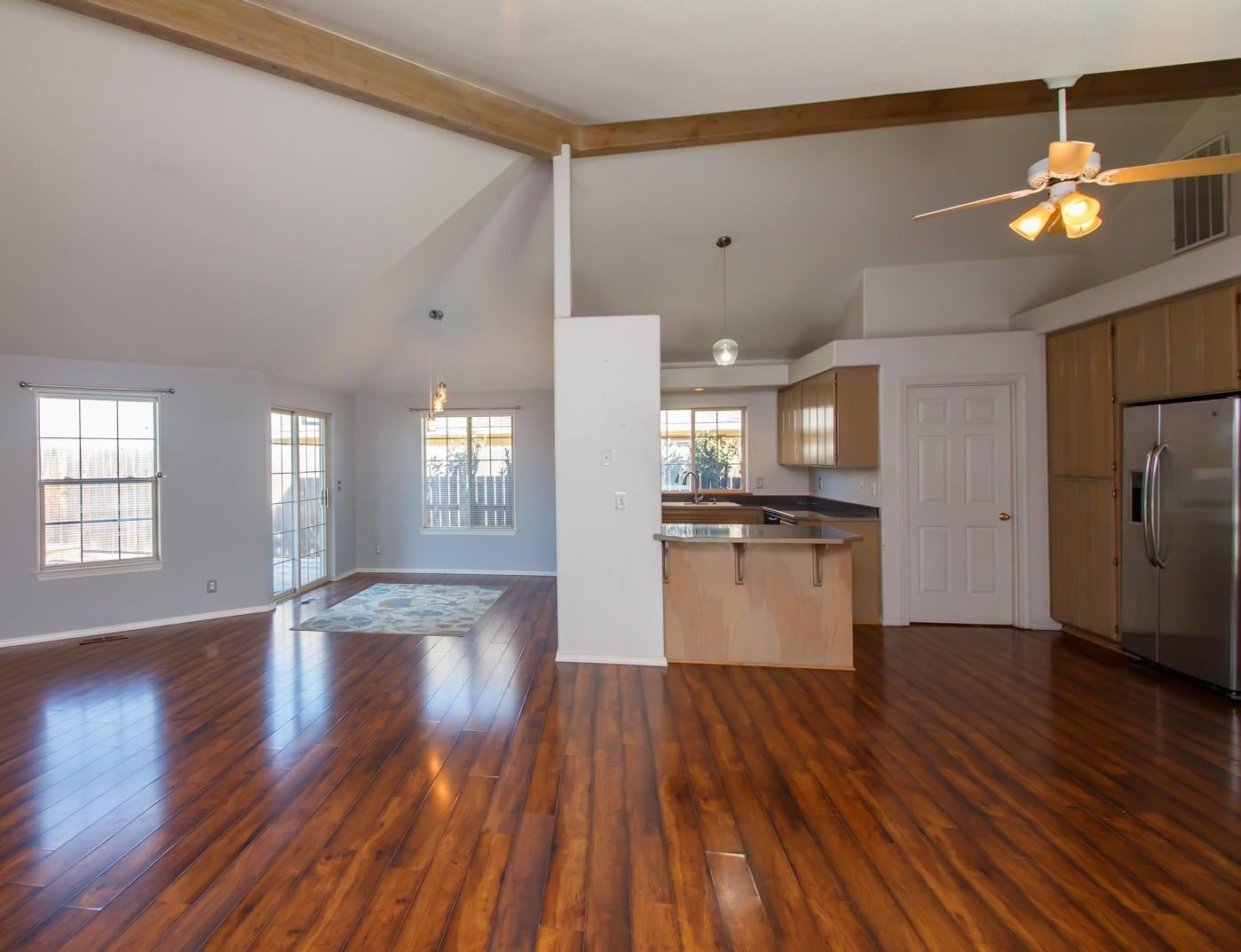 125 Arnos Road Talent, OR 97540 - Photo 3 of 17 Dining room,kitchen