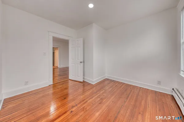 $1,800 | 152 Oak Street, Unit 3S, New Britain, CT 06051