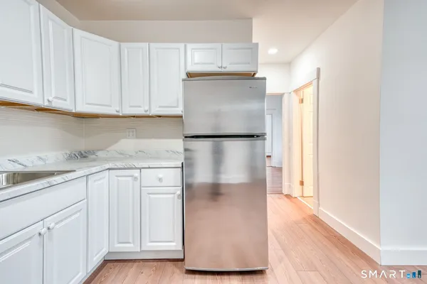 $1,800 | 152 Oak Street, Unit 3S, New Britain, CT 06051