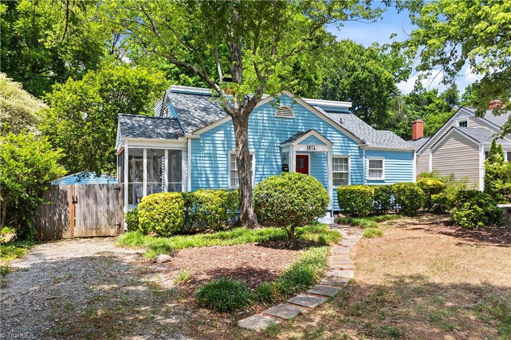 1814 Independence Road Greensboro, NC 27408 - Photo 4 of 47