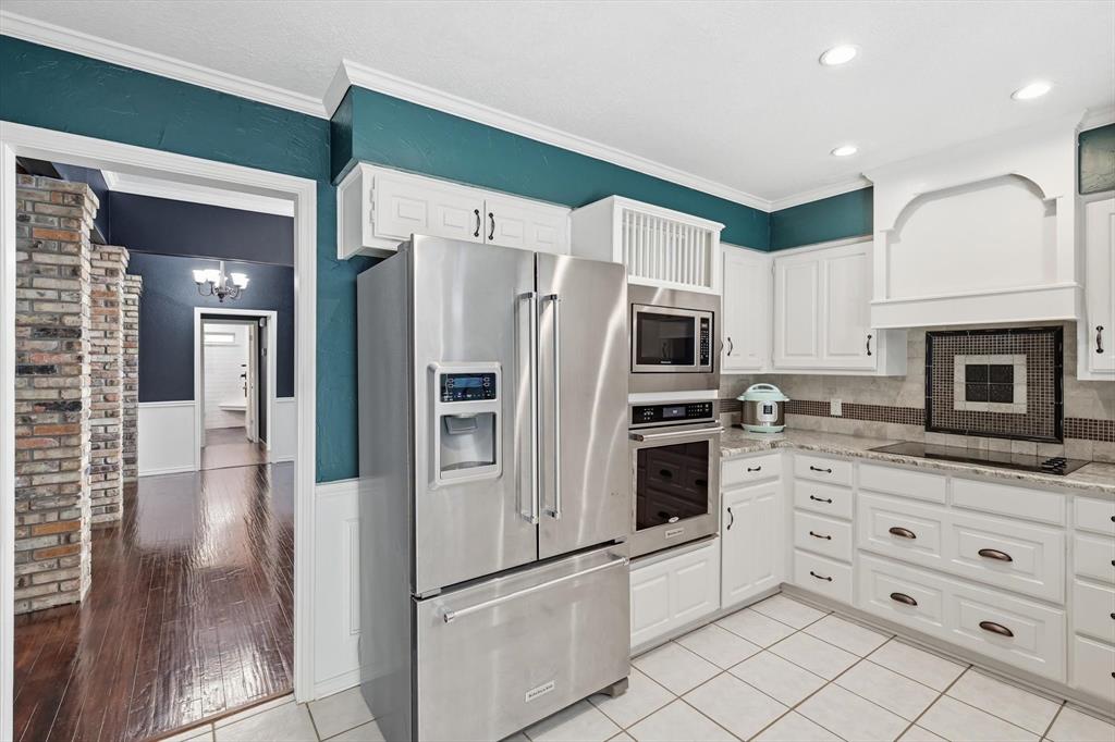 3721 Fieldcrest Lane Bedford, TX 76021 - Photo 13 of 35