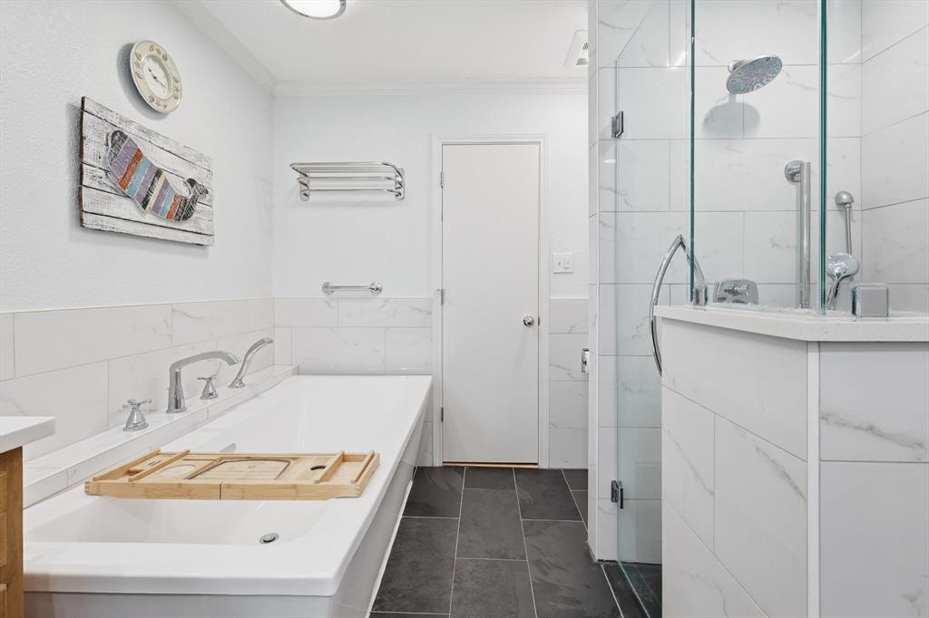 3721 Fieldcrest Lane Bedford, TX 76021 - Photo 23 of 35