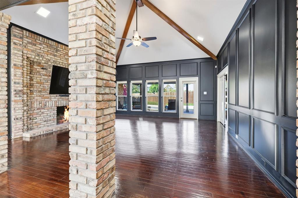 3721 Fieldcrest Lane Bedford, TX 76021 - Photo 7 of 35