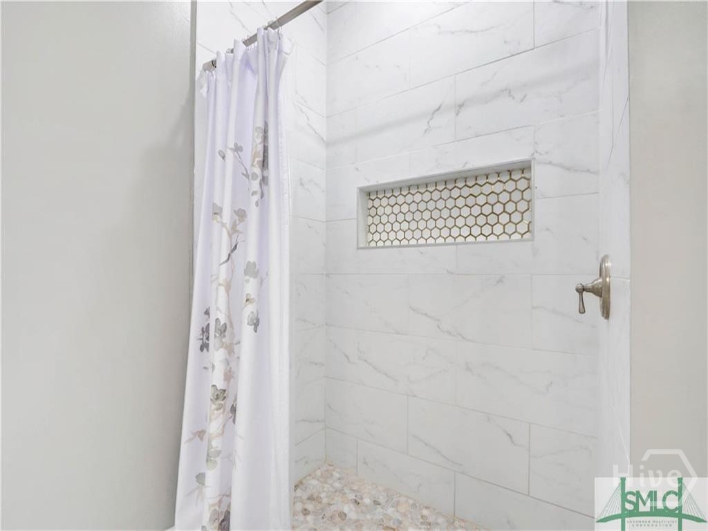 514 East Anderson Street Savannah, GA 31401 - Photo 14 of 26