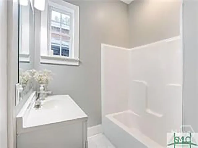 $2,500 | 514 East Anderson Street, Savannah, GA 31401