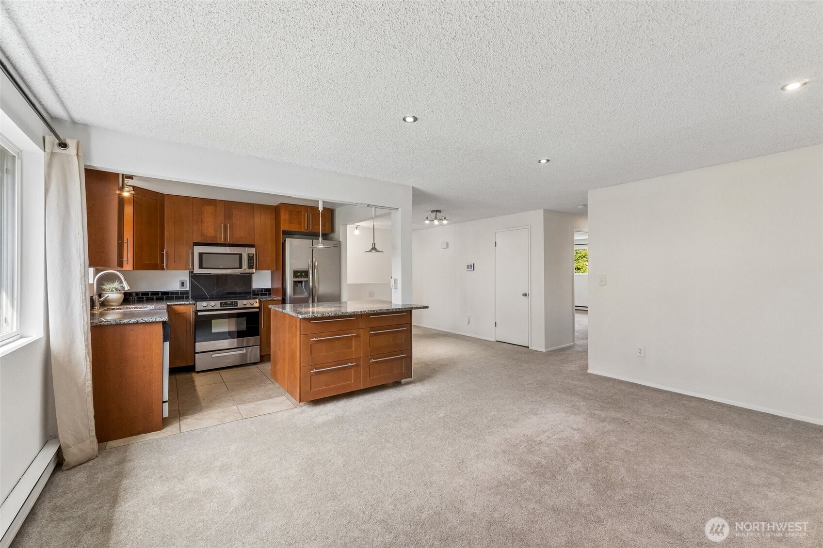 7909 218th Street Southwest, Unit 4 Edmonds, WA 98026 - Photo 10 of 28