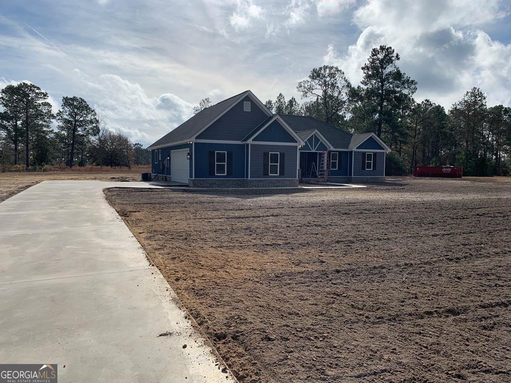 984 Golf Road Baxley, GA 31513 - Photo 1 of 1 Main View