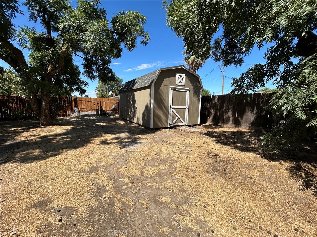 243 E Street Los Banos, CA 93635 - Photo 16 of 21