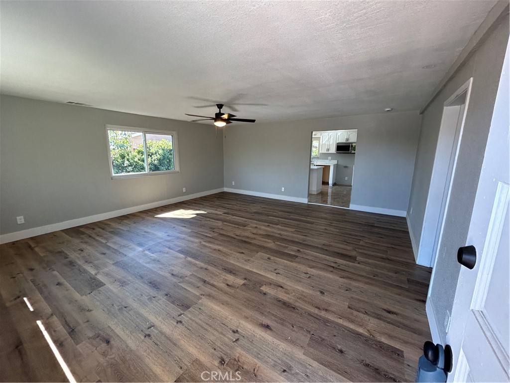 243 E Street Los Banos, CA 93635 - Photo 3 of 21