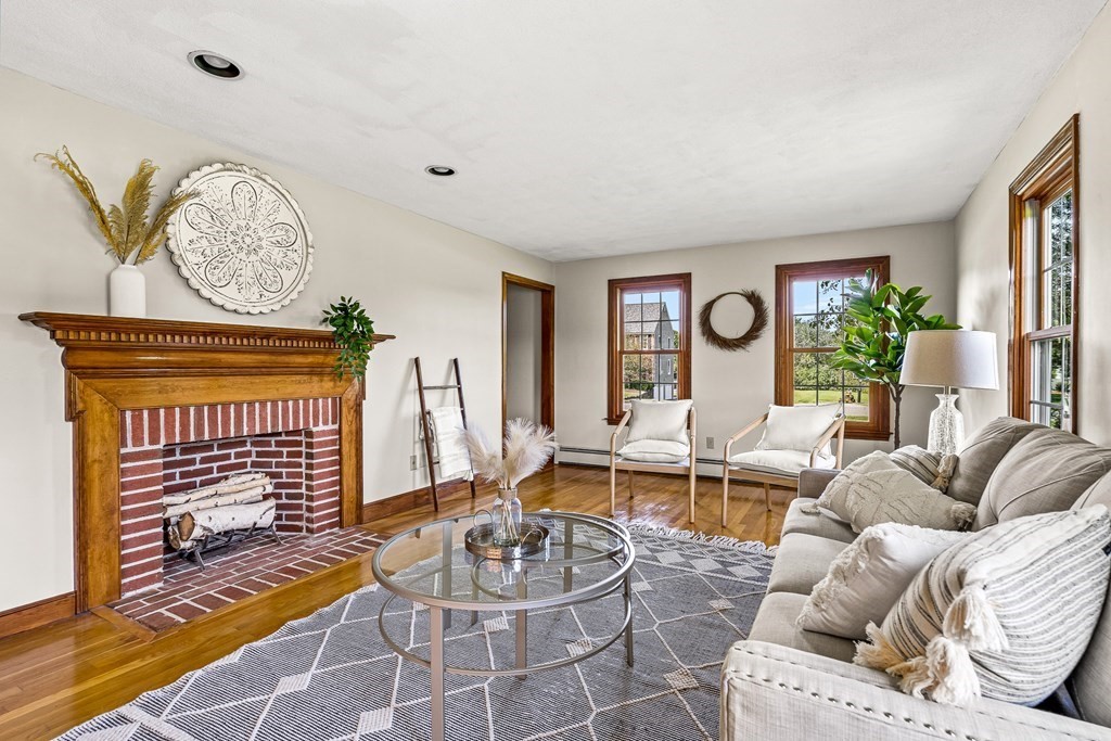 75 French Farm Road North Andover, MA 01845 - Photo 9 of 42 Gallery Image 9