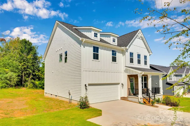 $439,990 | 1807 Country Club Road, Unit 2, Lincolnton, NC 28092