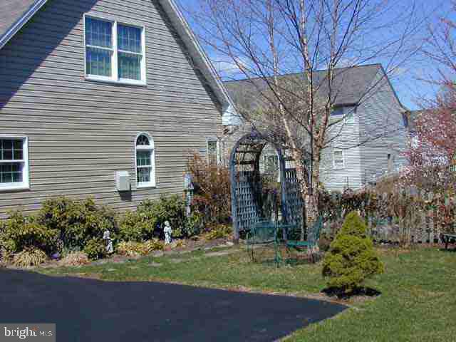 43 Wetherburn Road Enola, PA 17025 - Photo 2 of 5 Gallery Image 2