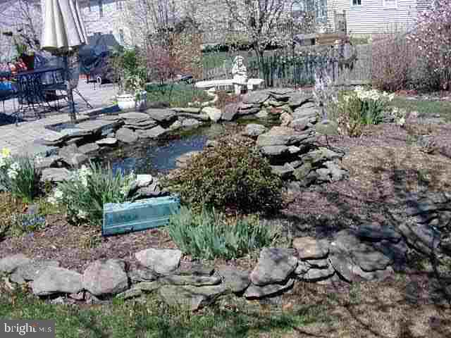 43 Wetherburn Road Enola, PA 17025 - Photo 3 of 5 Gallery Image 3