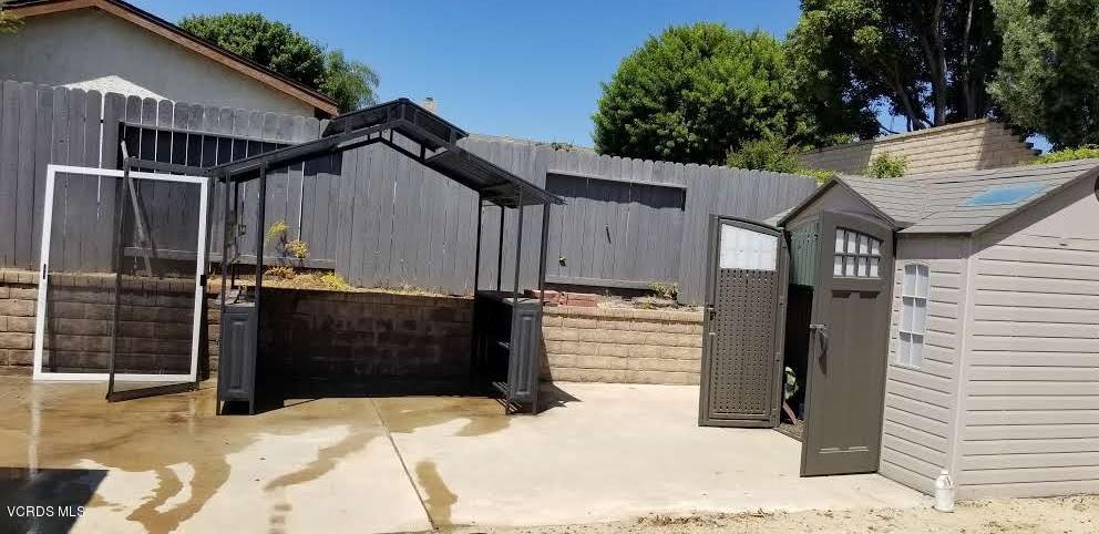5161 Creekside Road Camarillo, CA 93012 - Photo 17 of 18 Back Yard 1