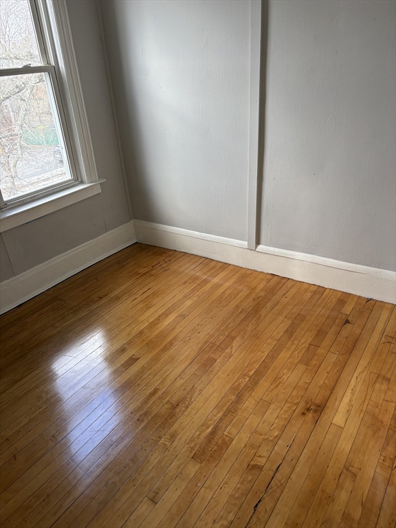 797 Carew Street Springfield, MA 01104 - Photo 13 of 31