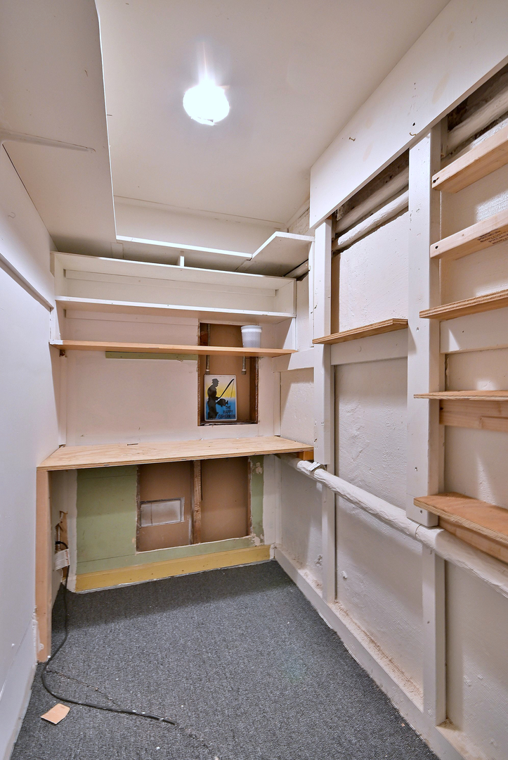 3952 North Oleander Avenue Chicago, IL 60634 - Photo 31 of 34 a room with storage and utility