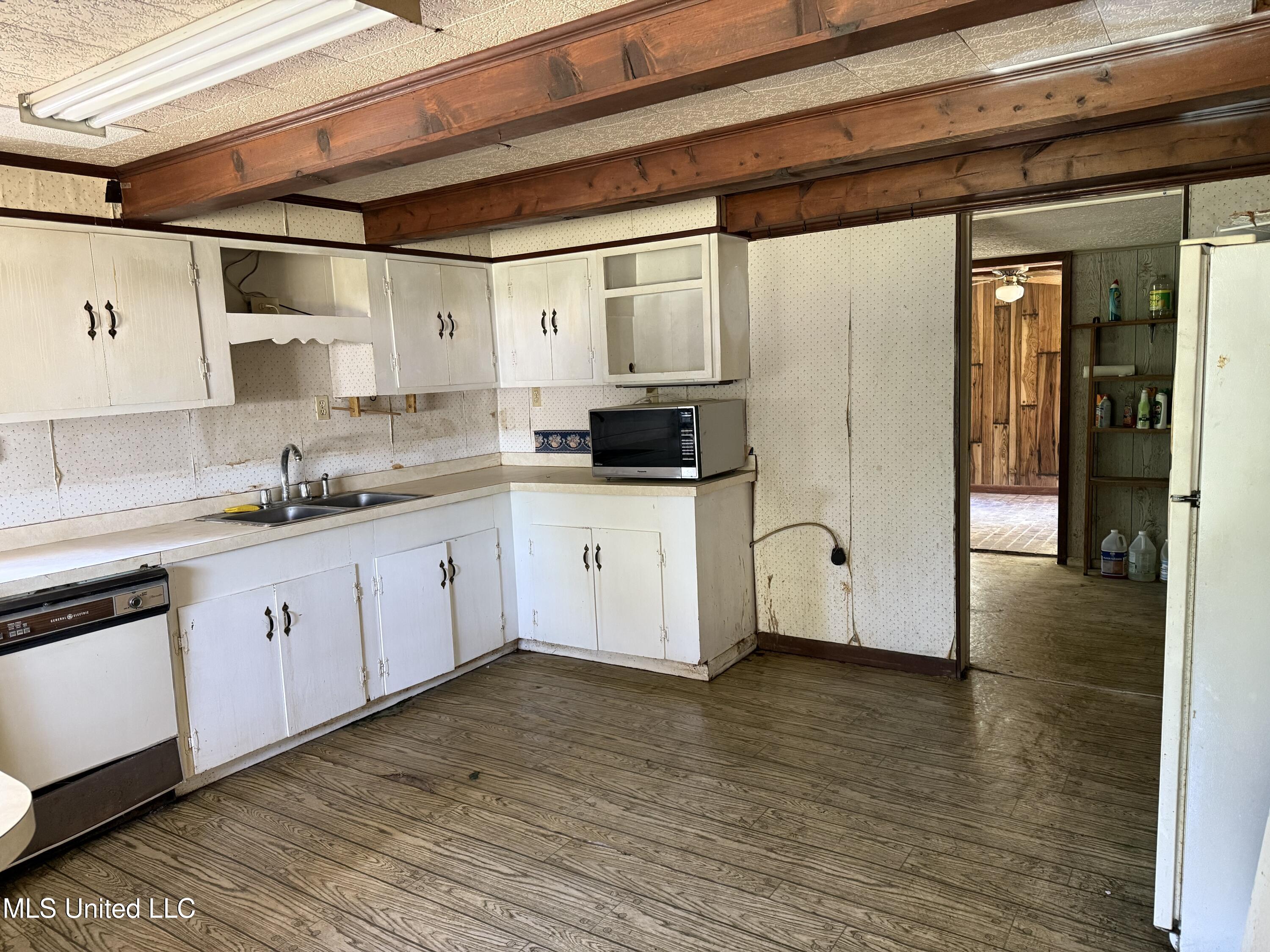 871 King Bee Road Perkinston, MS 39573 - Photo 11 of 32 IMG_0345