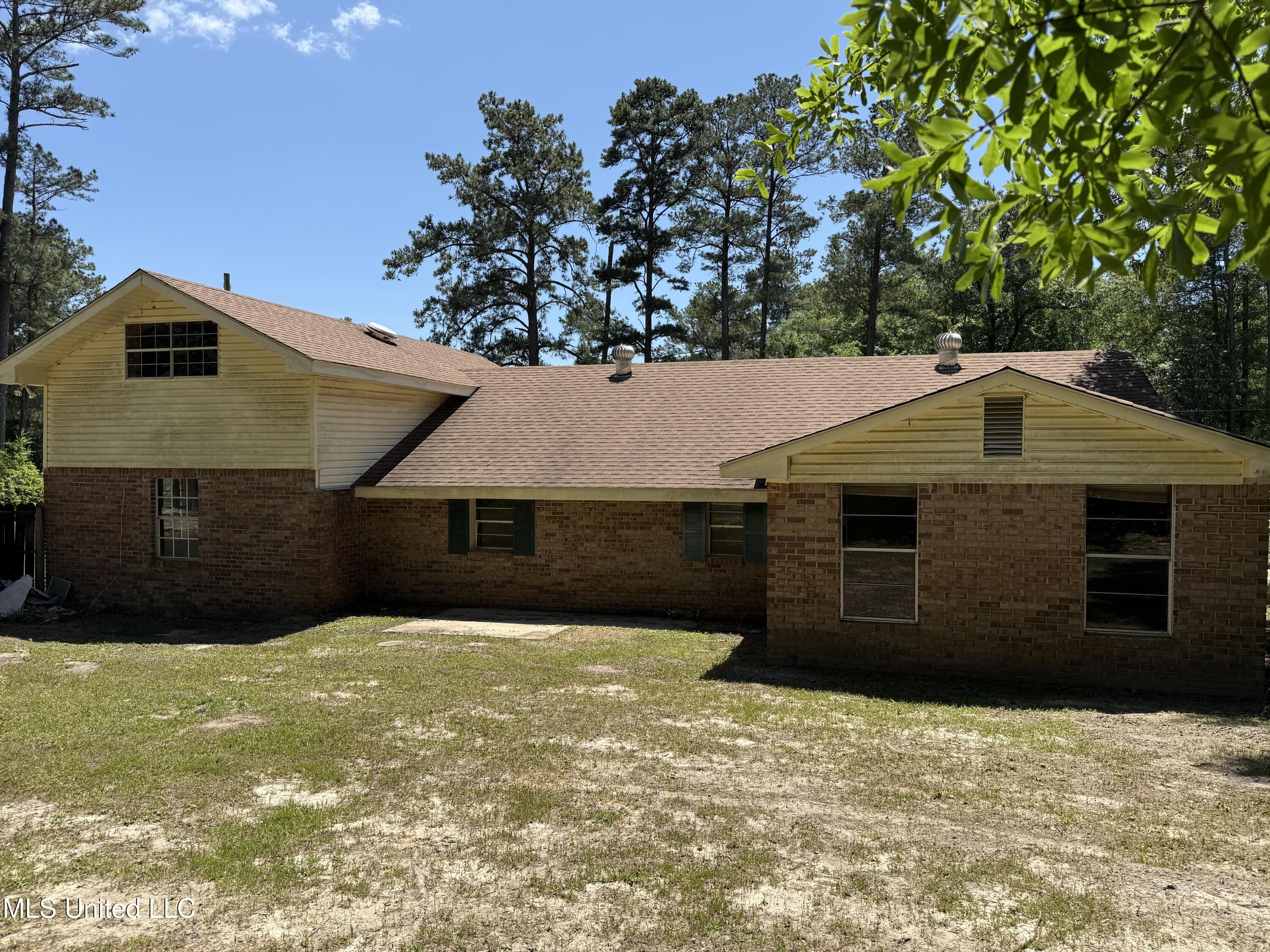 871 King Bee Road Perkinston, MS 39573 - Photo 4 of 32 IMG_0358