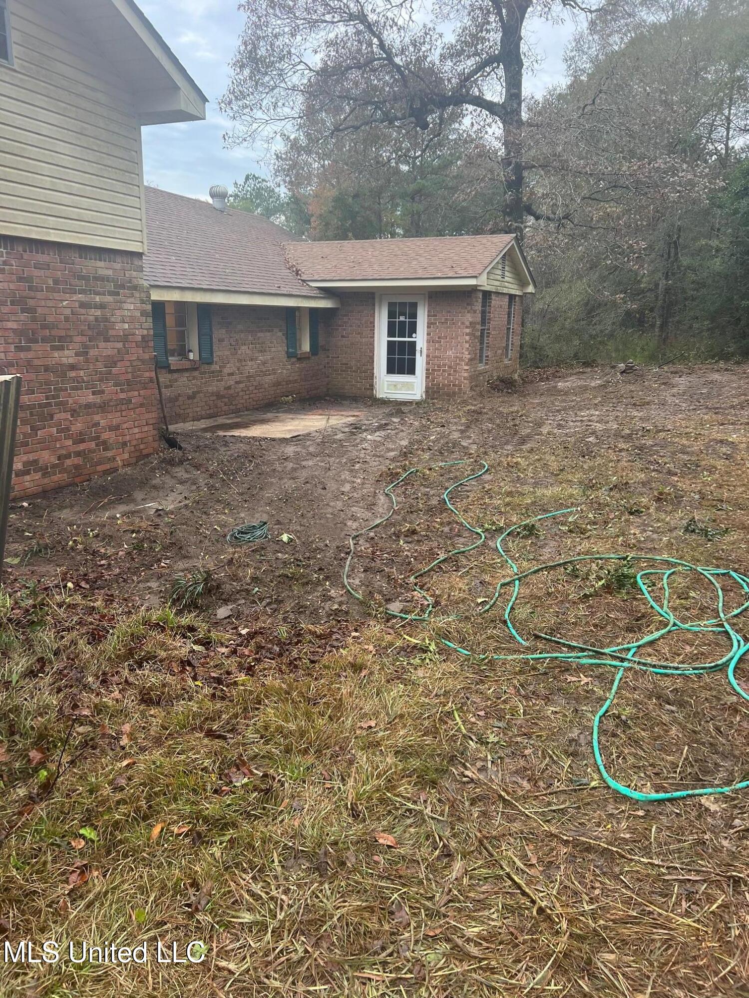 871 King Bee Road Perkinston, MS 39573 - Photo 5 of 32 King Bee 3