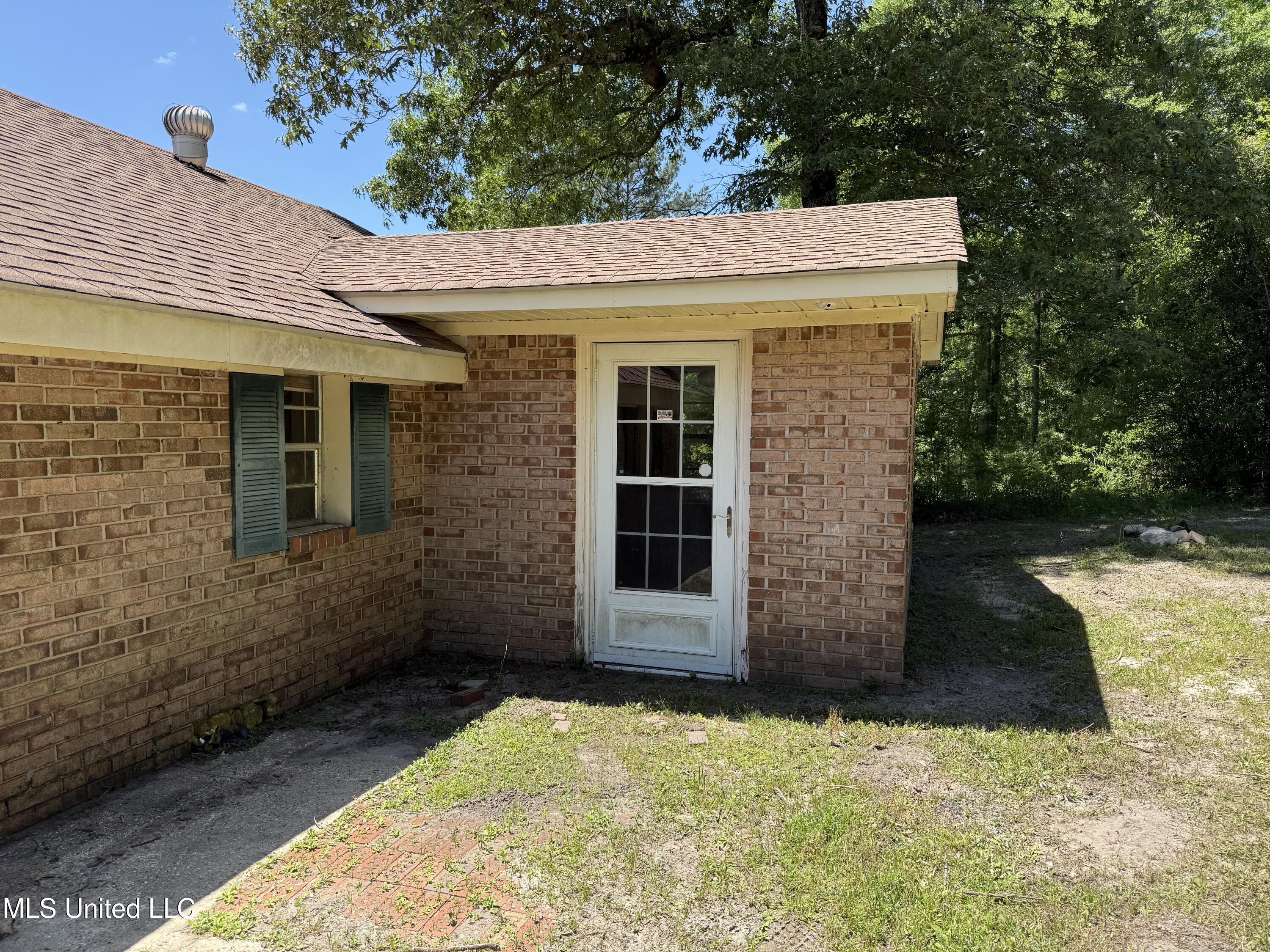 871 King Bee Road Perkinston, MS 39573 - Photo 6 of 32 IMG_0359