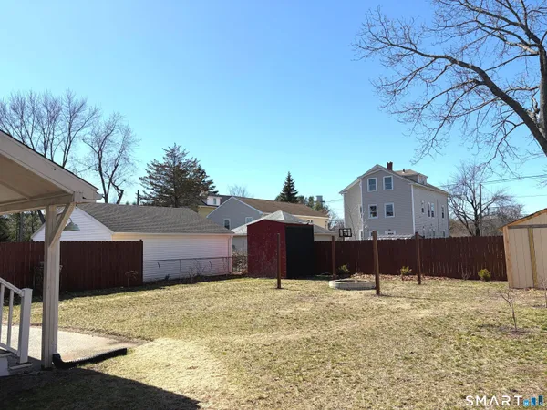 $2,200 | 137 Clifton Street, Wallingford, CT 06492