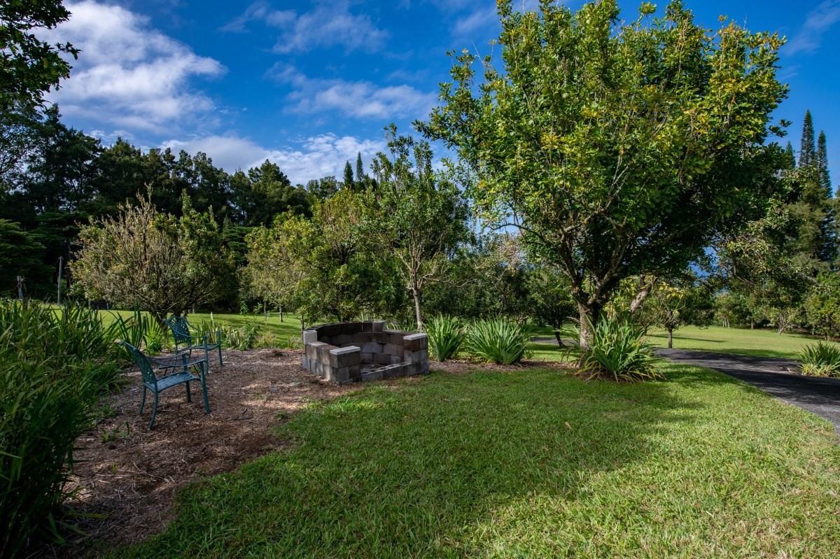 44-3265 Kalopa Mauka Road Honokaa, HI 96727 - Photo 27 of 30 a view of a bench in the garden
