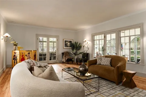 $2,750,000 | 403 Jasmine Way, Clearwater, FL 33756