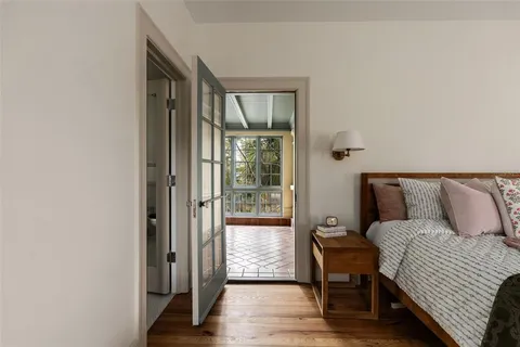 $2,750,000 | 403 Jasmine Way, Clearwater, FL 33756