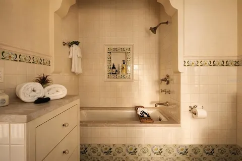 $2,750,000 | 403 Jasmine Way, Clearwater, FL 33756