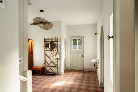 $2,750,000 | 403 Jasmine Way, Clearwater, FL 33756