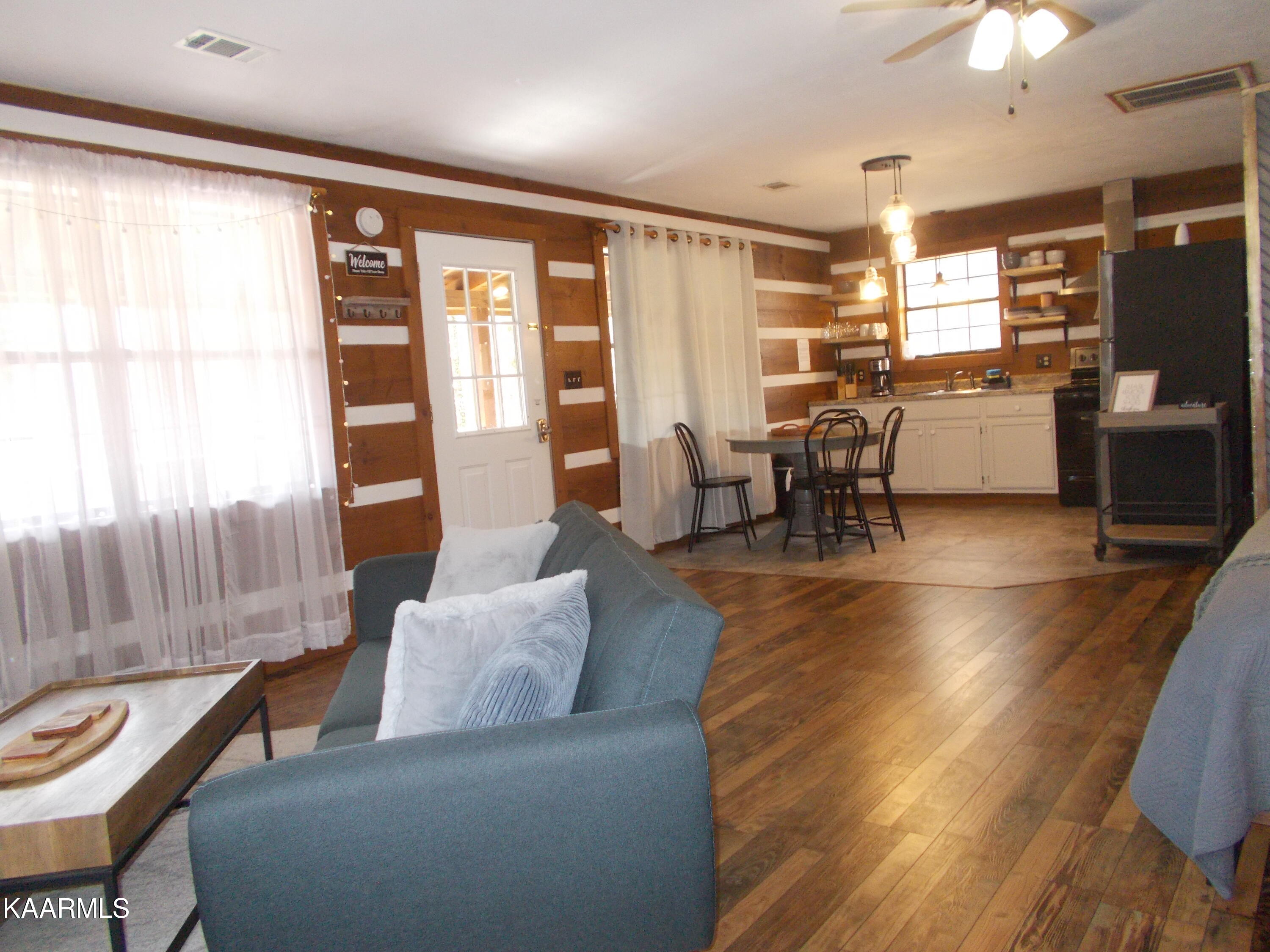 4166 Wears Valley Road Sevierville, TN 37862 - Photo 34 of 56 5A1D34A9-96C9-4517-B356-3FE3B7C34244