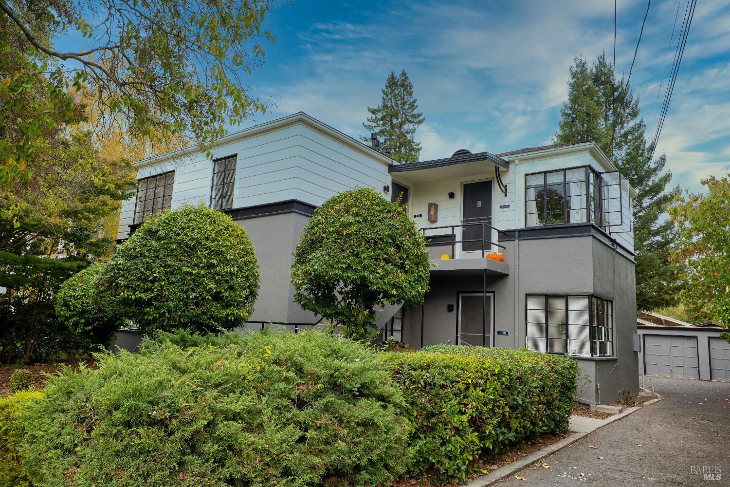 728-734 Seminary Street Napa, CA 94559 - Photo 1 of 1 front view of a house