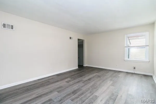 $115,000 | 445 Plaza Avenue, Ferguson, MO 63135