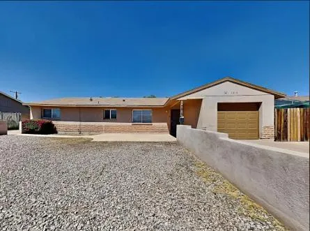 $1,995 | 7818 West Fairmount Avenue, Phoenix, AZ 85033