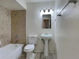 $1,995 | 7818 West Fairmount Avenue, Phoenix, AZ 85033