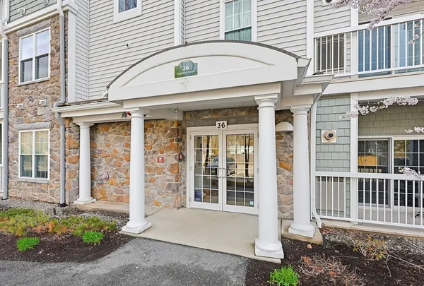 $515,000 | 36 Augustus Court, Unit 2012, Reading, MA 01867