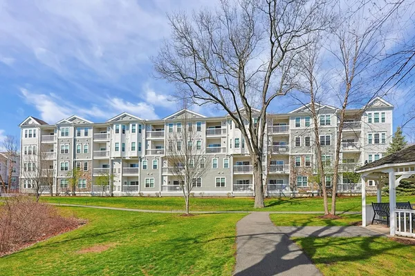 $515,000 | 36 Augustus Court, Unit 2012, Reading, MA 01867