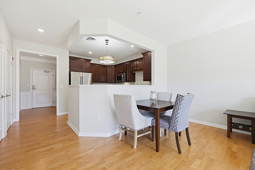 36 Augustus Court, Unit 2012 Reading, MA 01867 - Photo 8 of 35