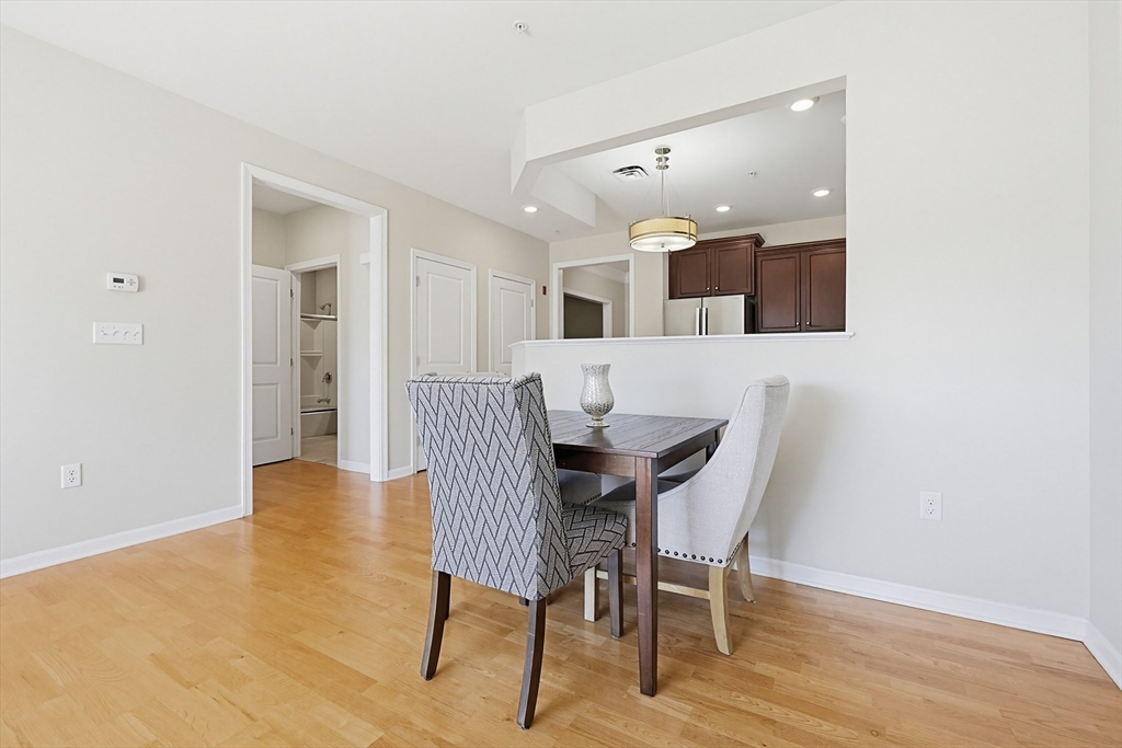 36 Augustus Court, Unit 2012 Reading, MA 01867 - Photo 9 of 35