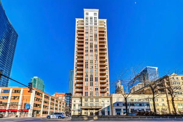 $364,900 | 1101 South State Street, Unit 1307, Chicago, IL 60605