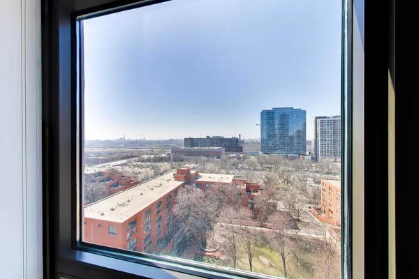$364,900 | 1101 South State Street, Unit 1307, Chicago, IL 60605