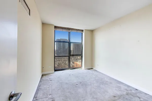 $364,900 | 1101 South State Street, Unit 1307, Chicago, IL 60605