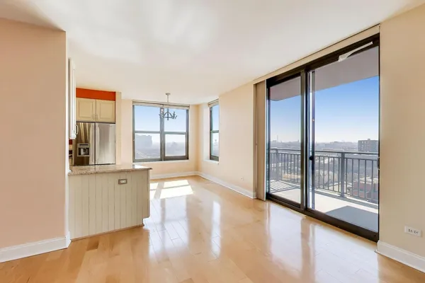 $364,900 | 1101 South State Street, Unit 1307, Chicago, IL 60605