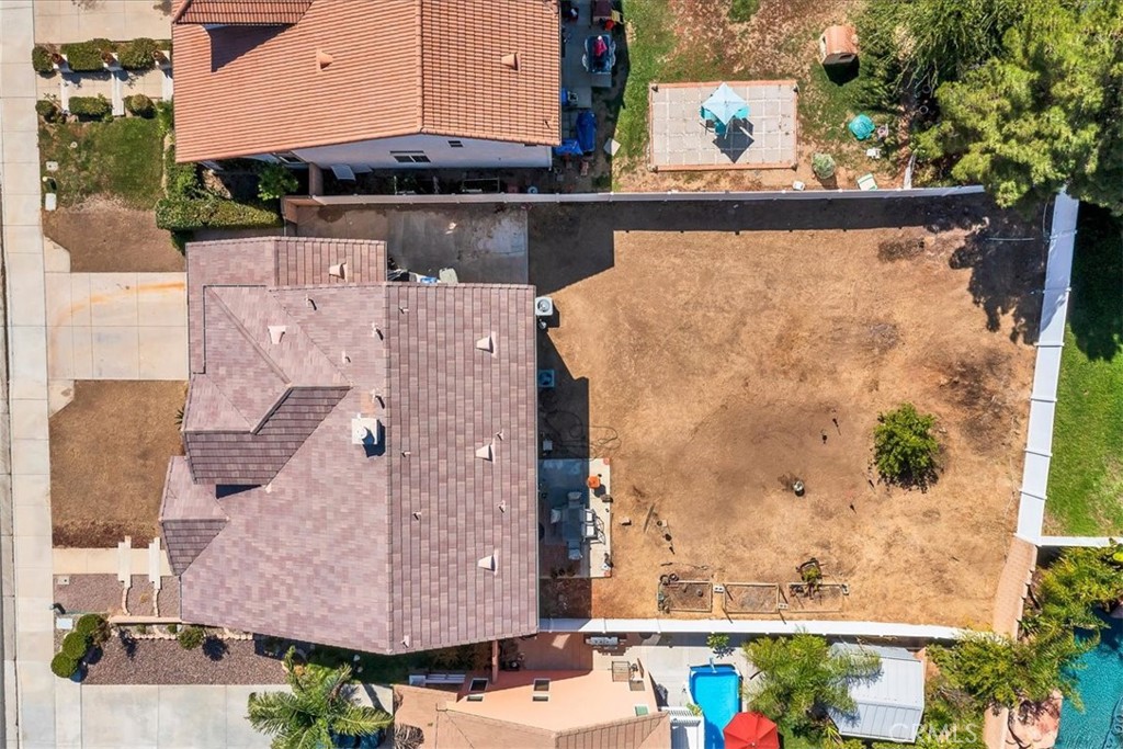 152 Alabaster Loop Perris, CA 92570 - Photo 37 of 41 Gallery Image 37