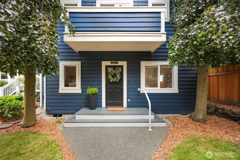 $450,000 | 2110 California Avenue Southwest, Unit C, Seattle, WA 98116