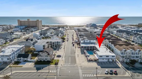 $425,000 | 2101 Surf Avenue, Unit 211, North Wildwood, NJ 08260