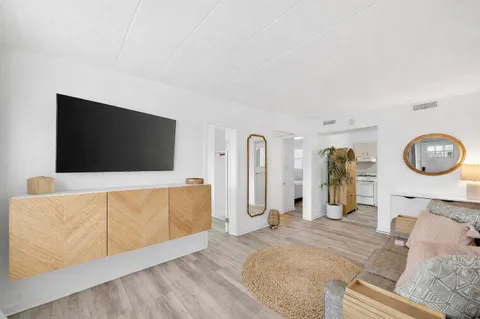 $425,000 | 2101 Surf Avenue, Unit 211, North Wildwood, NJ 08260