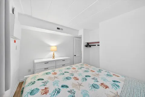 $425,000 | 2101 Surf Avenue, Unit 211, North Wildwood, NJ 08260